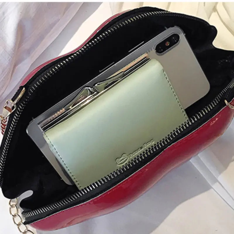 Zipper Crossbody Patent Leather Lip Chain Bag